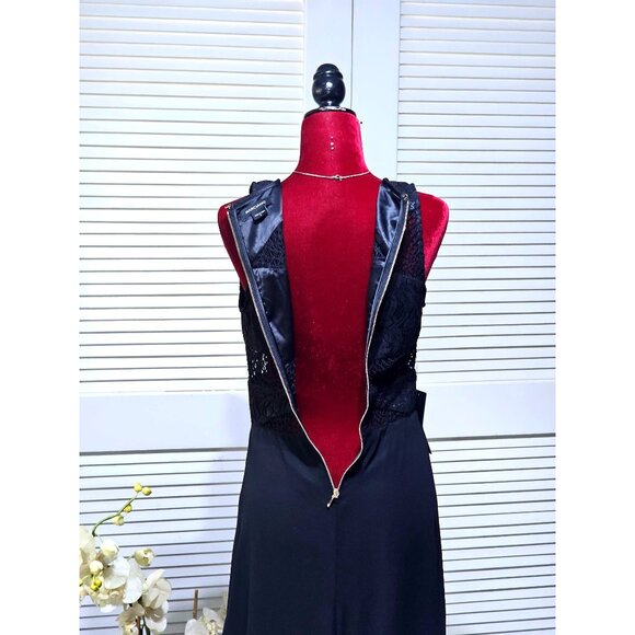 NWT Marciano Womens Black Lace Maxi Dress Sheer Overlay & Deep V-Neck Sz 6 2562 - Picture 9 of 11